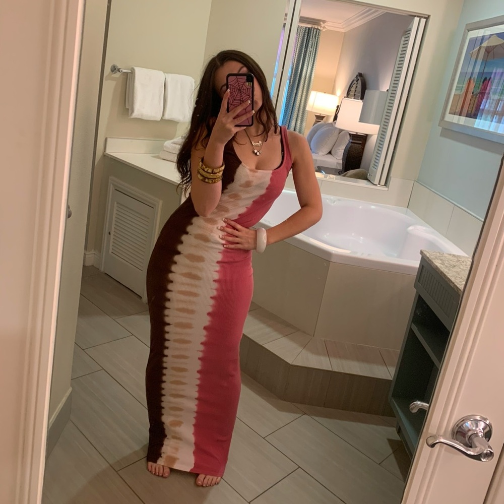 NWOT Pink, Brown and White Maxi Body Con Dress